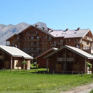 Hotel apartamentowy Le Hameau Du Puy By Actisource, Saint-Étienne-en-Dévoluy